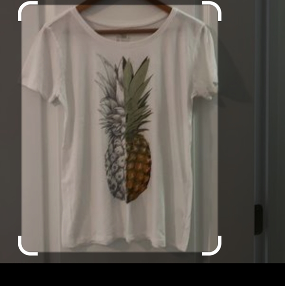 Women's O'Neill tshirts white with pineapple sz xl 100%cotton - Picture 1 of 1